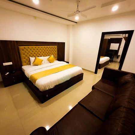 Thejaswini Residency Cheruvathur Nīleshwar 외부 사진