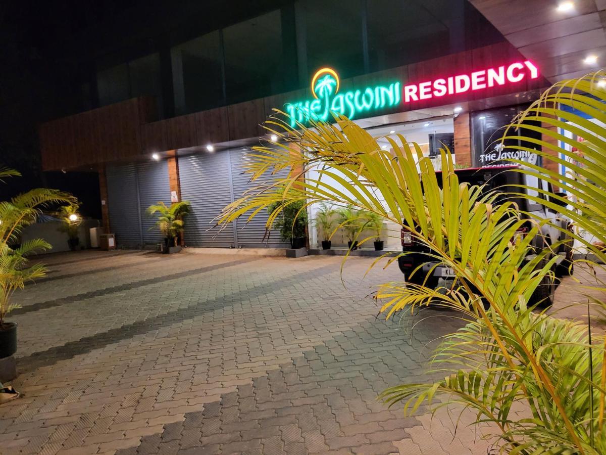 Thejaswini Residency Cheruvathur Nīleshwar 외부 사진